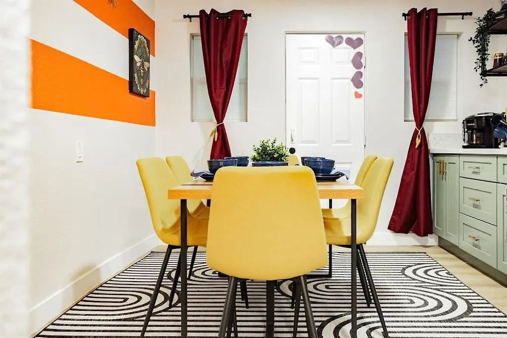 Star Motel Unit 5- New Downtown Haven Boutique Las Vegas Oasis Home Vakantiehuis