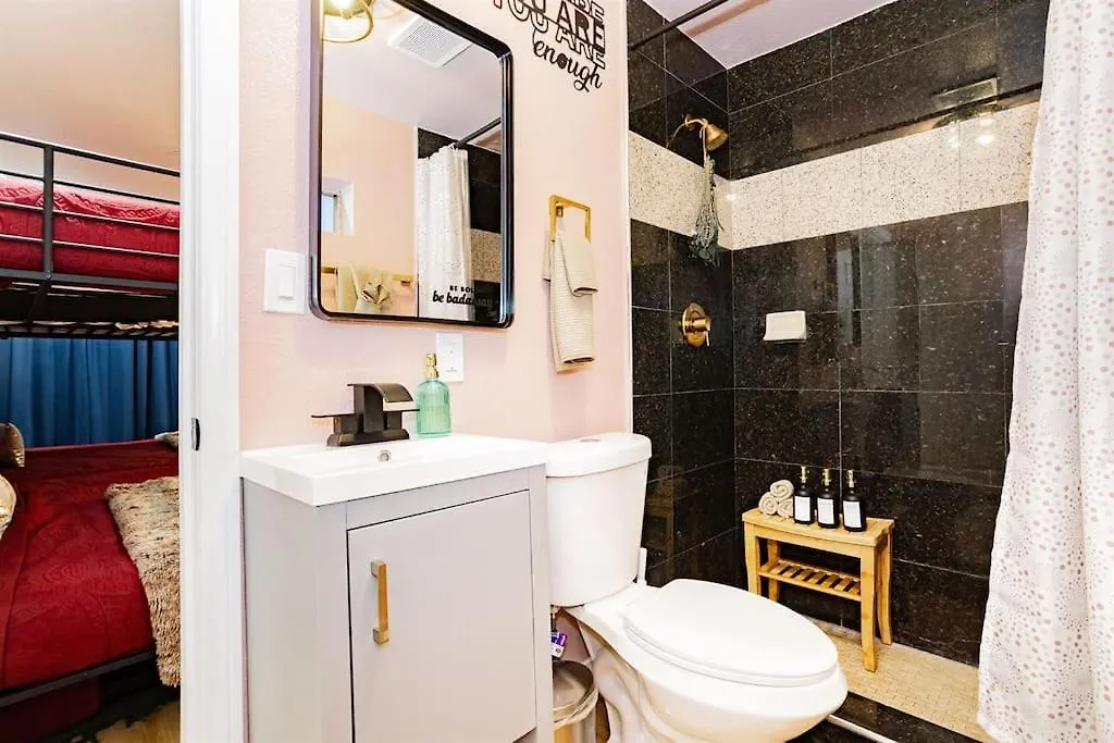 Star Motel Unit 5- New Downtown Haven Boutique Las Vegas Oasis Home 0*,  Verenigde Staten