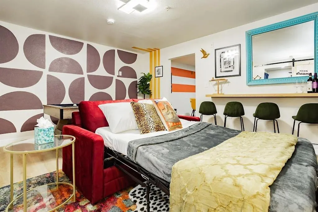 Vakantiehuis Star Motel Unit 5- New Downtown Haven Boutique Las Vegas Oasis Home
